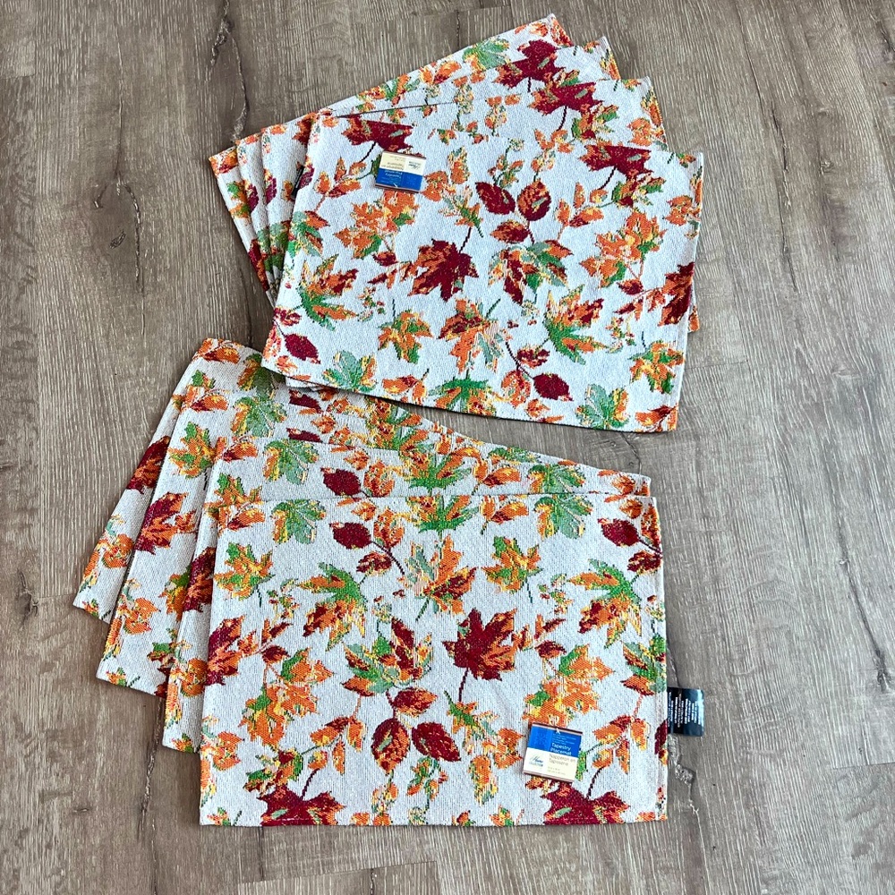 Set of 8 Same Tapestry Placemats, 13"x18", SPARKLING COLORFUL LEAVES & ACORNS,GR
